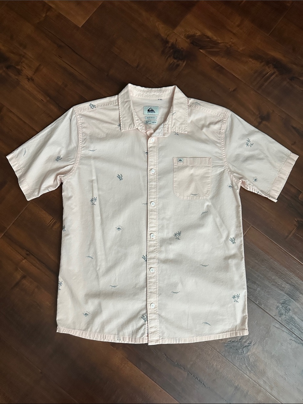 Quiksilver Boys XL(16) Pale Peach Short-Sleeve Button-Up Shirt, EUC!